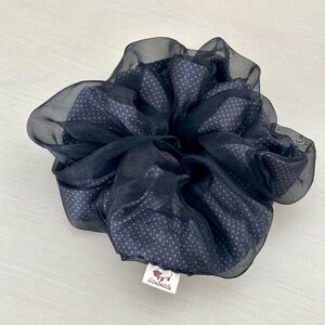 New / Sewing hair scrunchies